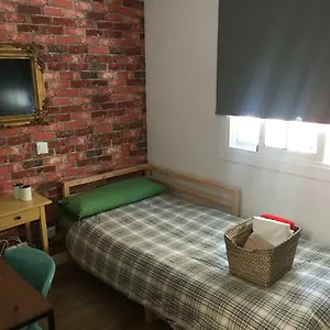 Practical Room: Barcelona-fira-airport , L’Hospitalet de Llobregat Spanien